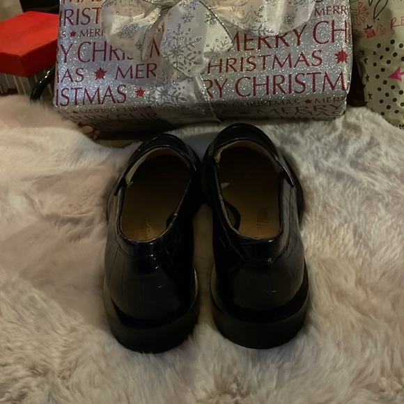 Stuart Weitzman loafer - Picture 4 of 7